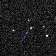 Avant l'occultation, l'étoile brille