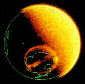 L'ovale auroral terrestre sud au dessus de l'Antarctique vu dans&nbsp;(...)