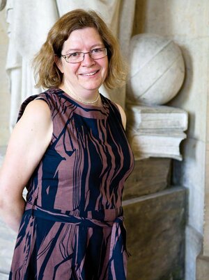 Sylviane Chaintreuil lors de la remise de la médaille de cristal CNRS en (...)