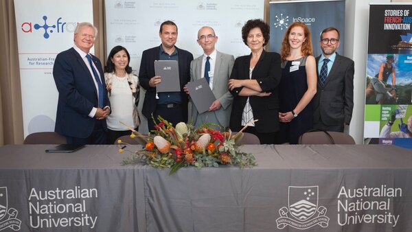 Signature de l'accord entre PSL et l'ANU